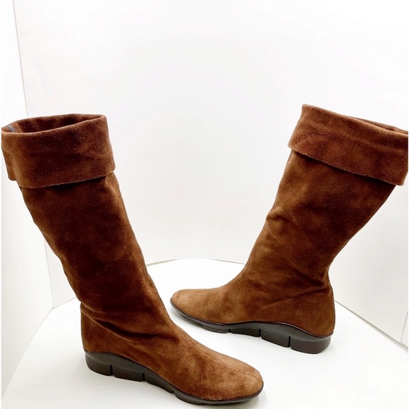 {Sesto Meucci Sport}Suede Cuffed Boots - Picture 8 of 14